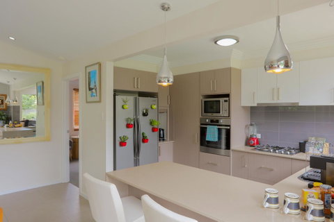Armidale Cottage - House 2 - Accommodation Cooktown 17