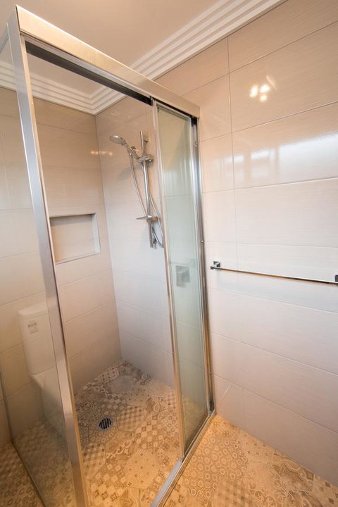 Armidale Cottage - House 2 - Accommodation Cooktown 34