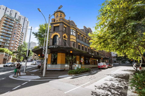 Hotel Harry, Ascend Hotel Collection - Accommodation Cooktown 0