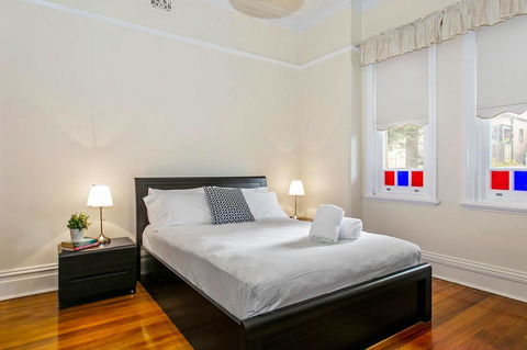 Oversized 2 Bedroom Manly Beach House - Accommodation Cooktown 6