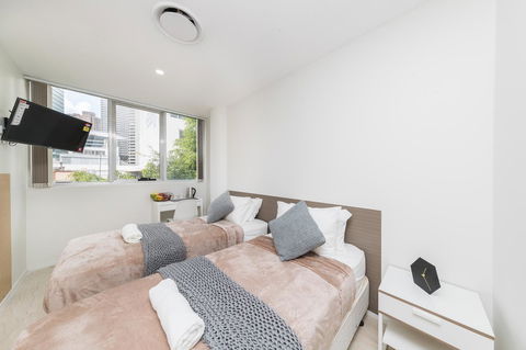 Dixon Residences - Accommodation Cooktown 3
