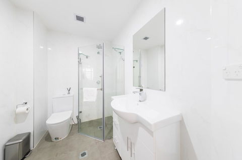 Dixon Residences - Accommodation Cooktown 13