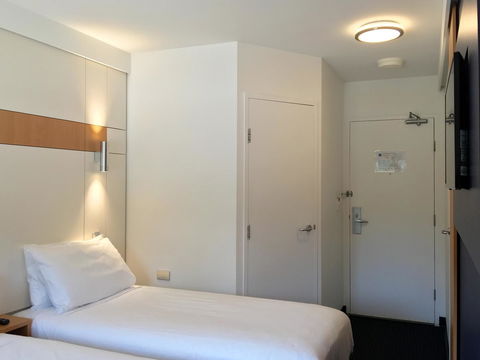 Ibis Budget - Gosford - Accommodation Cooktown 18