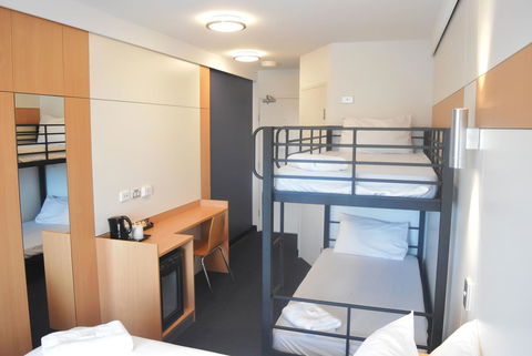 Ibis Budget - Gosford - Accommodation Cooktown 3