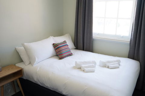 Rosehill Hotel - Accommodation Cooktown 23