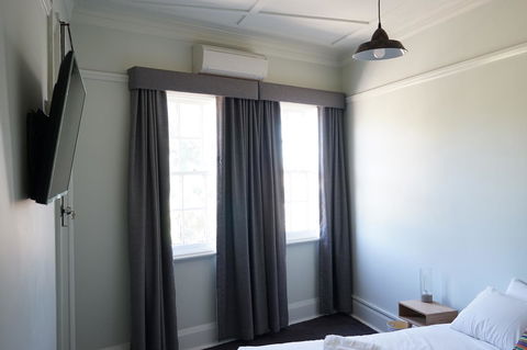 Rosehill Hotel - Accommodation Cooktown 31