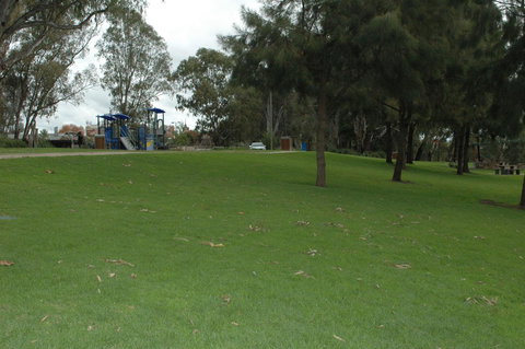 Brand New Executive Apartment - Accommodation Cooktown 32