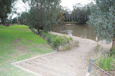 Brand New Executive Apartment - Accommodation Cooktown 33