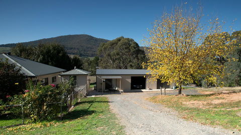 Pound Creek Gallery - Accommodation Cooktown 9