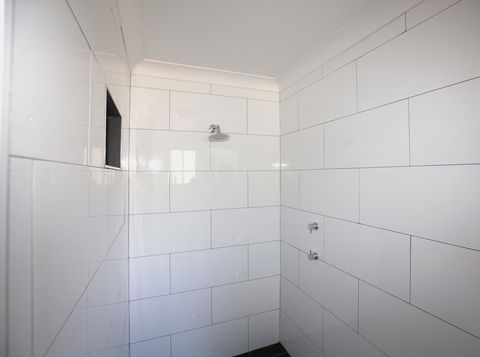Pound Creek Gallery - Accommodation Cooktown 10