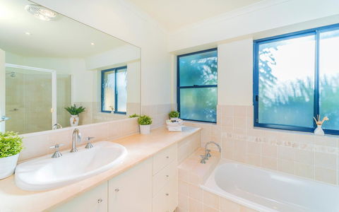 The Cove Yamba - Accommodation Cooktown 16