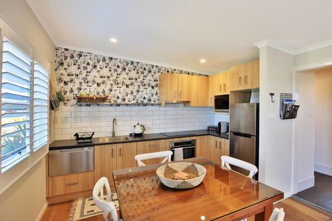 Jervis Bay Beach Shack I Pet Friendly - Accommodation Cooktown 3