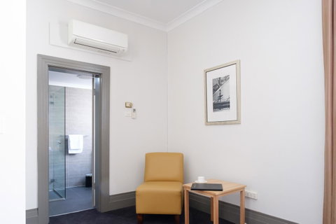 Royal Exhibition Hotel - Accommodation Cooktown 21