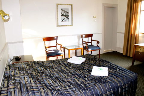 Royal Exhibition Hotel - Accommodation Cooktown 38