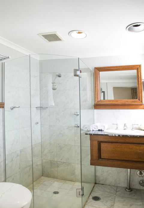 Royal Exhibition Hotel - Accommodation Cooktown 37