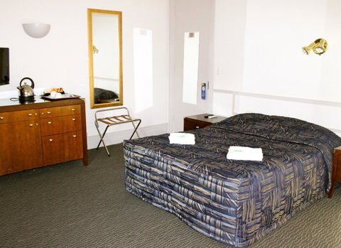 Royal Exhibition Hotel - Accommodation Cooktown 39
