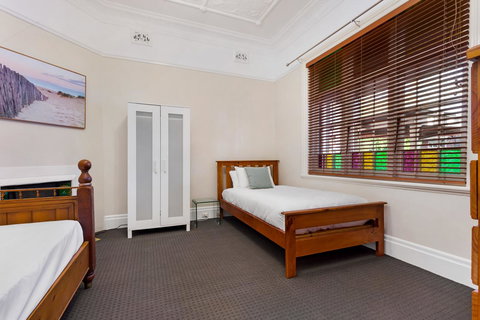 Drummoyne 3 Bedroom Home (62ALE) - Accommodation Cooktown 6