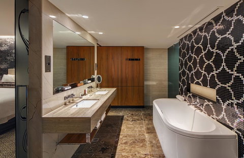 The Darling At The Star - Accommodation Cooktown 37