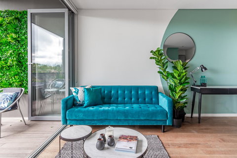 Large Light Luxe 3BDR 2BA Free Parking - Walk To Sydney Uni And RPA - Accommodation Cooktown 3