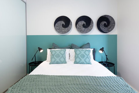 Large Light Luxe 3BDR 2BA Free Parking - Walk To Sydney Uni And RPA - Accommodation Cooktown 7