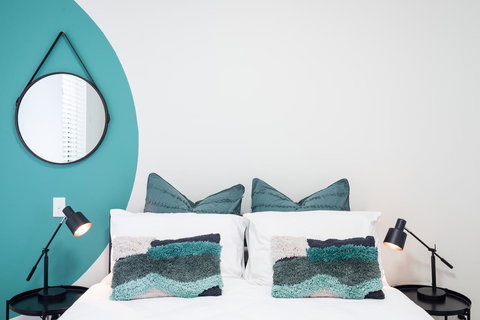 Large Light Luxe 3BDR 2BA Free Parking - Walk To Sydney Uni And RPA - Accommodation Cooktown 9