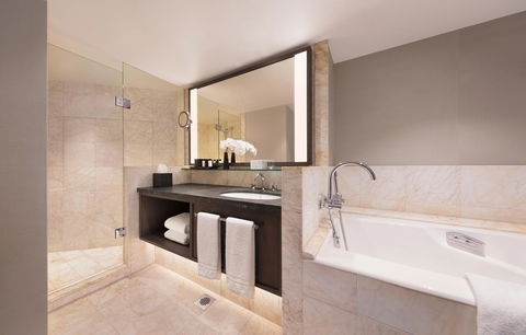 Four Seasons Hotel Sydney - Accommodation Cooktown 8