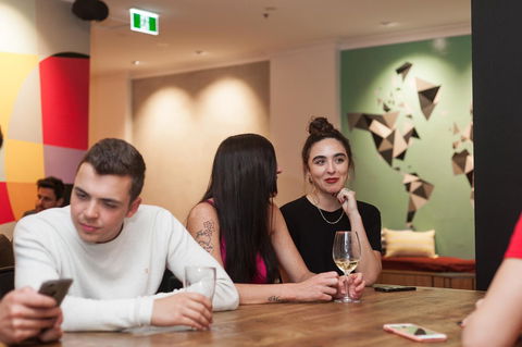 Mad Monkey Hostel Coogee Beach - Accommodation Cooktown 22