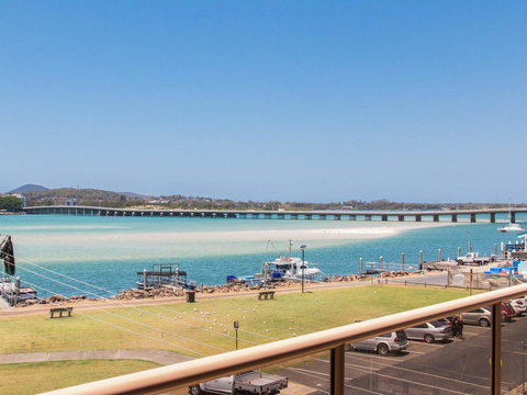 Shoreline 7 - Accommodation Cooktown 1