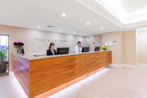 Macleay Hotel - Accommodation Cooktown 2