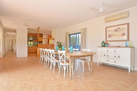 JE Guesthouse, Central To All The Hunter Valley Has To Offer - Accommodation Cooktown 7