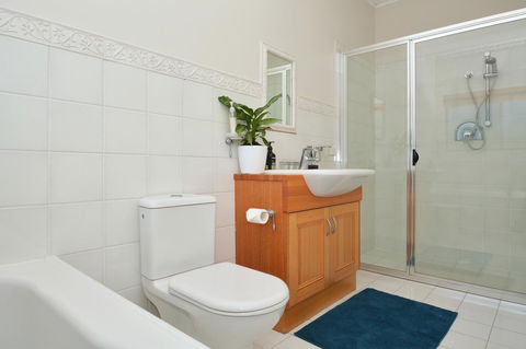 JE Guesthouse, Central To All The Hunter Valley Has To Offer - Accommodation Cooktown 22