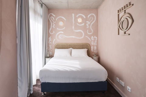 The Collectionist Newtown - Accommodation Cooktown 23