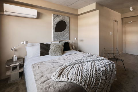 The Collectionist Newtown - Accommodation Cooktown 13