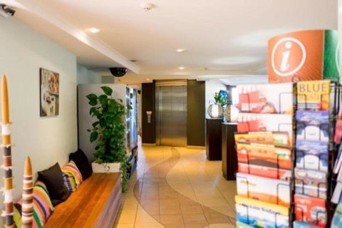 Hotel Hacienda - Accommodation Cooktown 3