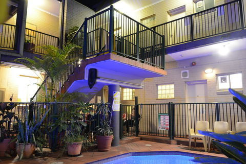 Newtown Backpackers - Accommodation Cooktown 1