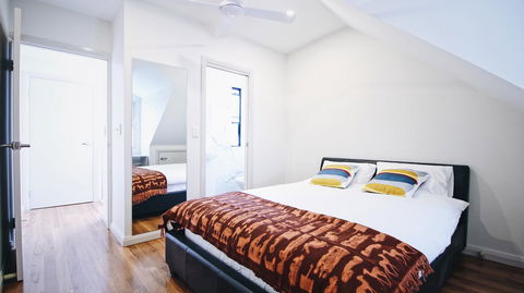 Cozy 5 Bed House In Sydney - Accommodation Cooktown 12