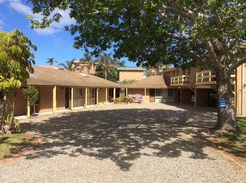 Como Lodge - Accommodation Cooktown 8