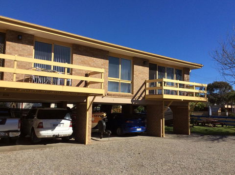 Como Lodge - Accommodation Cooktown 7