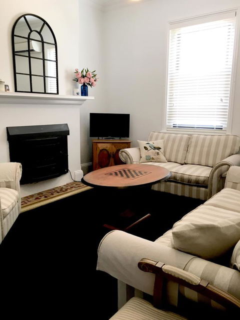 99 Hill Street Apartments - Accommodation Cooktown 4