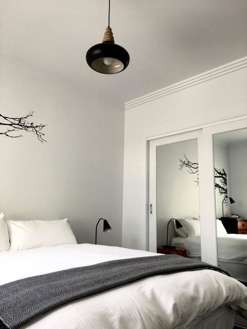 99 Hill Street Apartments - Accommodation Cooktown 2