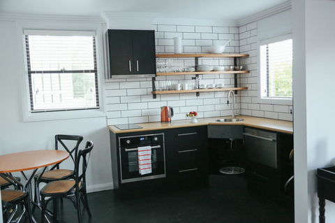 99 Hill Street Apartments - Accommodation Cooktown 22