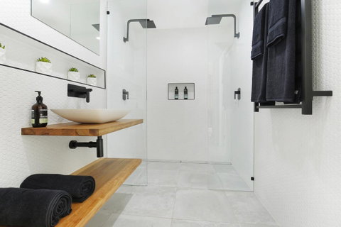 The Beach House North Wollongong - Accommodation Cooktown 15