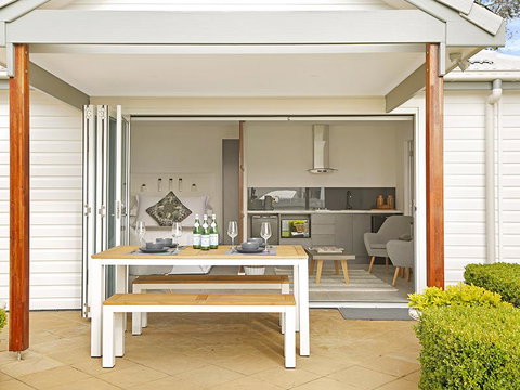 The Beach House North Wollongong - Accommodation Cooktown 1