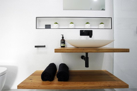 The Beach House North Wollongong - Accommodation Cooktown 17