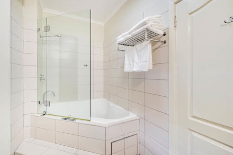 Prince Of Wales Hotel - Accommodation Cooktown 18