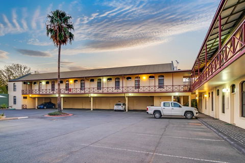 Prince Of Wales Hotel - Accommodation Cooktown 10