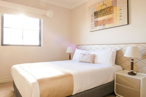 Seasons Harbour Plaza - Accommodation Cooktown 6