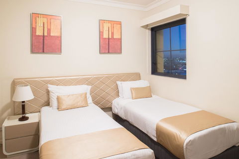 Seasons Harbour Plaza - Accommodation Cooktown 5