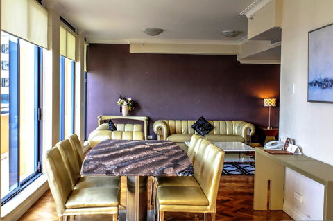 Seasons Harbour Plaza - Accommodation Cooktown 34