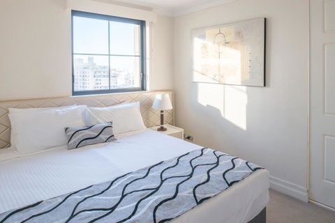 Seasons Harbour Plaza - Accommodation Cooktown 7